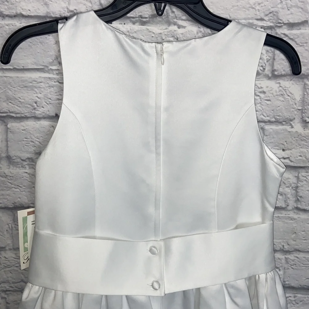 Bonnie Jean Girl's 12 1/2 White Pearl and Bow Layered Formal Dress